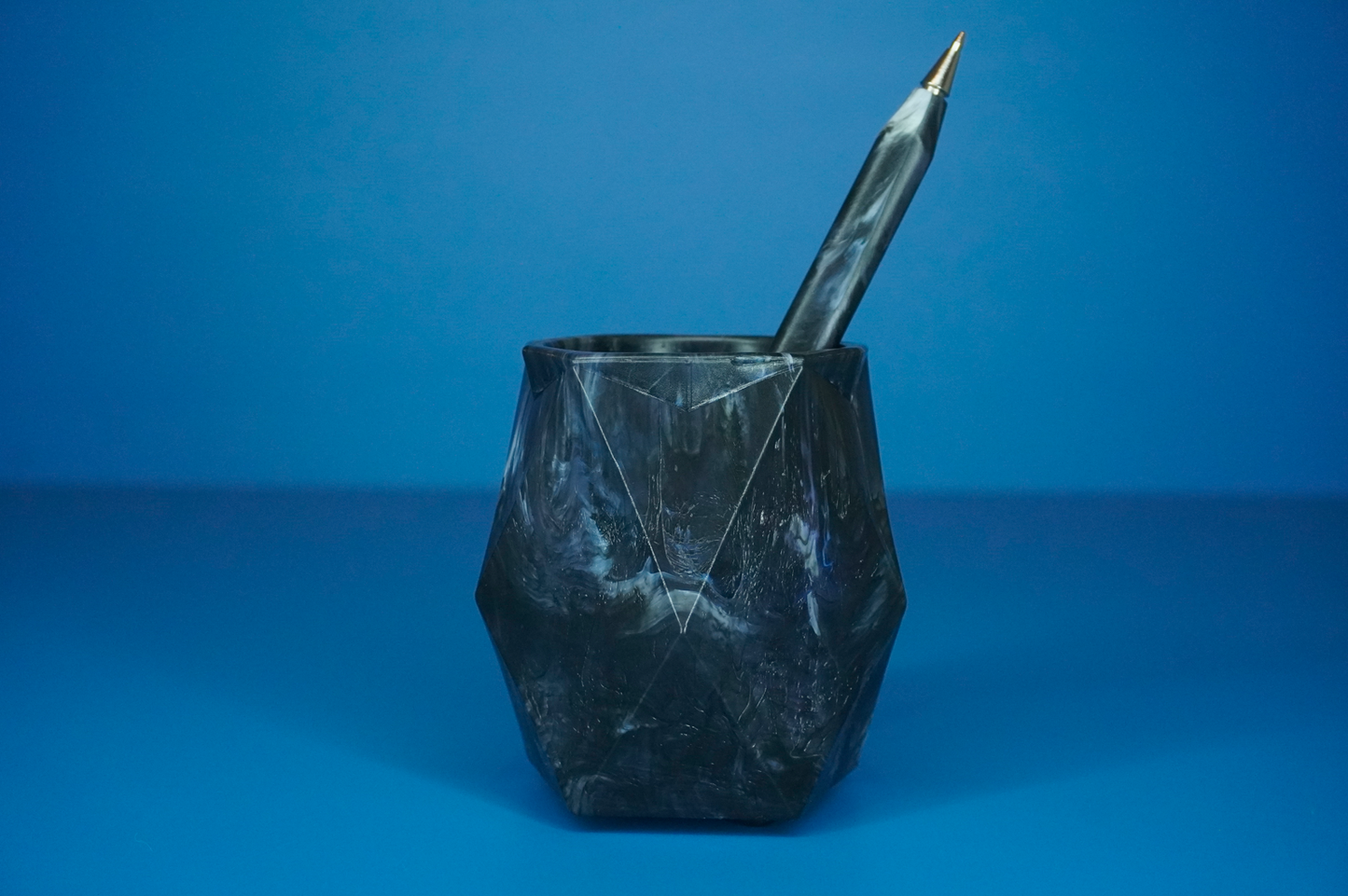 Recycled Pot - Midnight Current