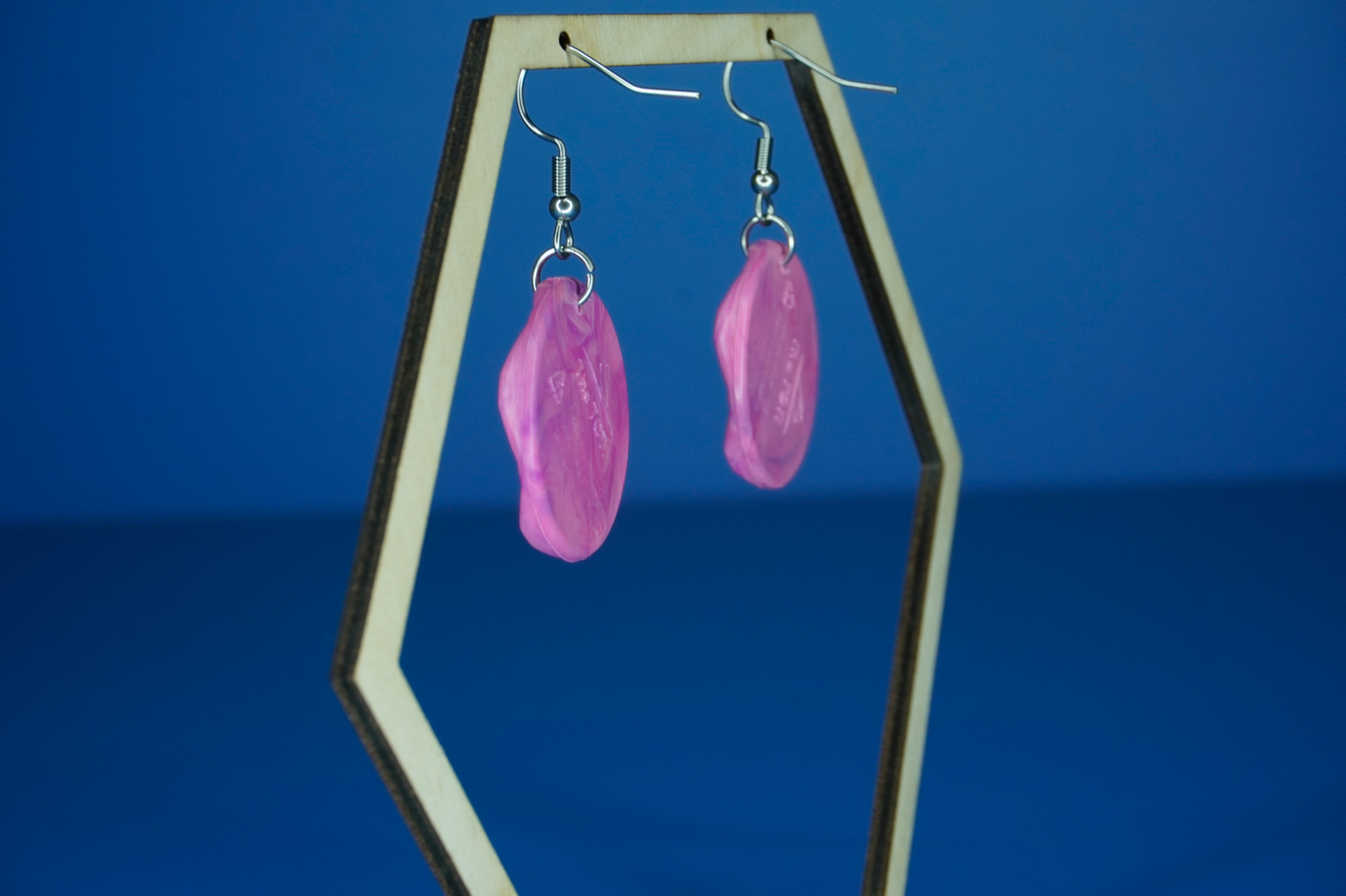 Recycled Circle Earrings - Fuchsia Fusion