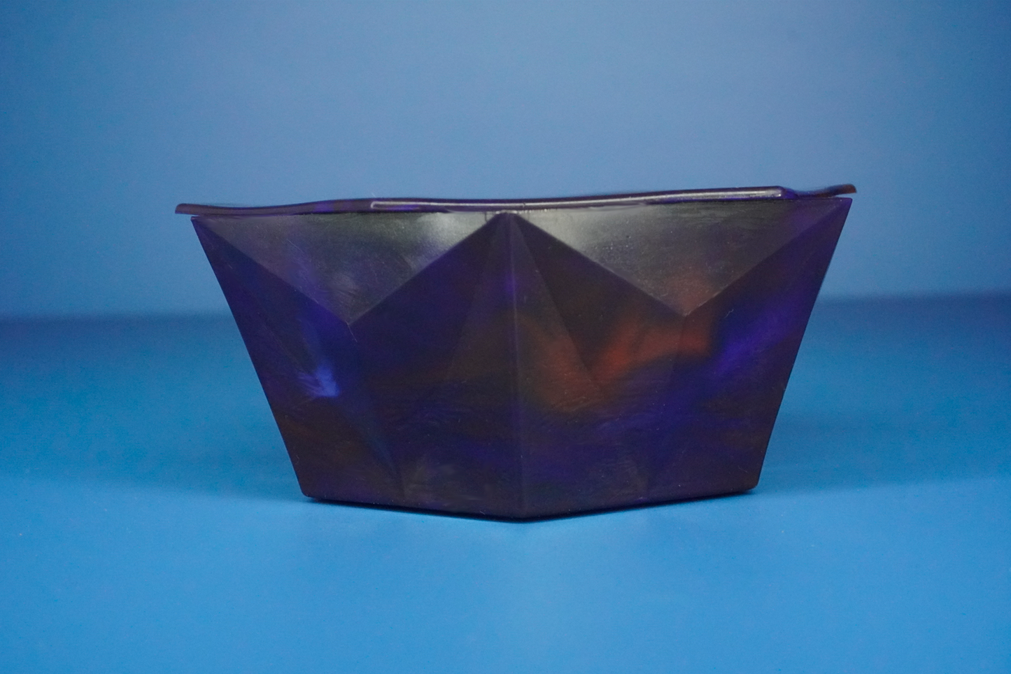 Frilled Decorative Recycled Bowl - Dark Blue, Red